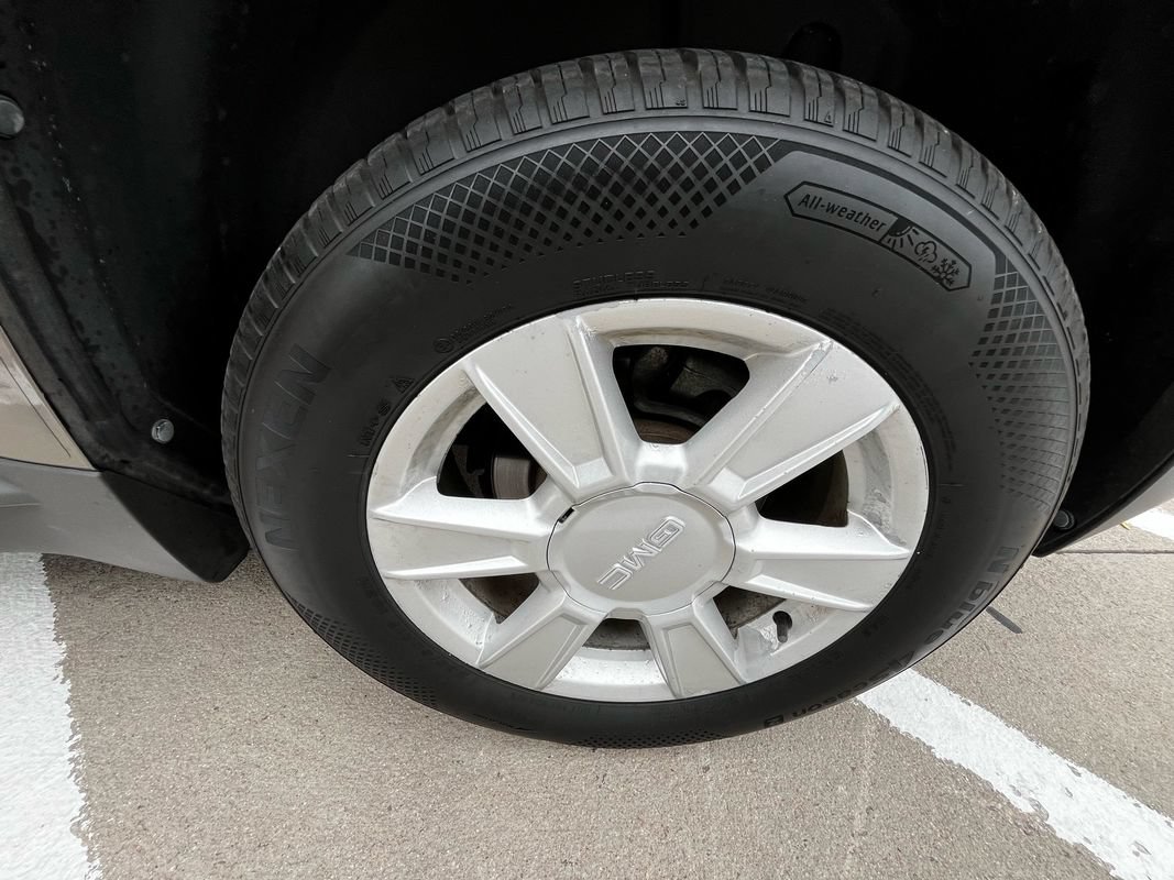 Used 2012 GMC Terrain SLE FWD image 26