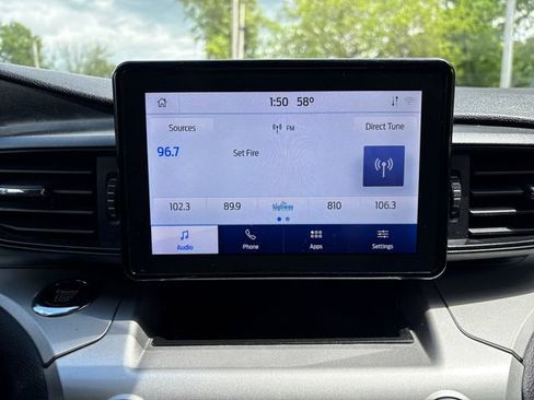 Used 2022 Ford Explorer XLT AWD/4WD image 14