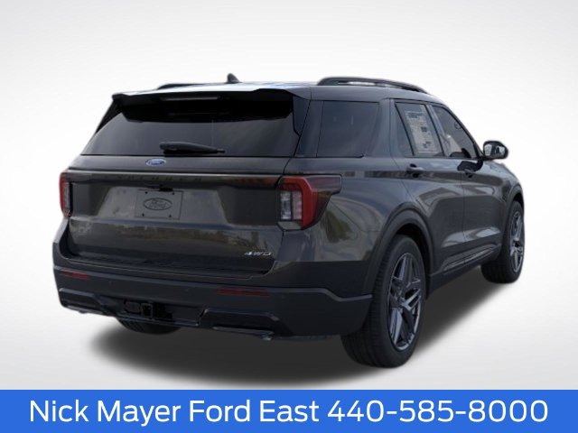 New 2026 Ford Explorer ST-Line w/ ST-Line Street Pack AWD/4WD image 9