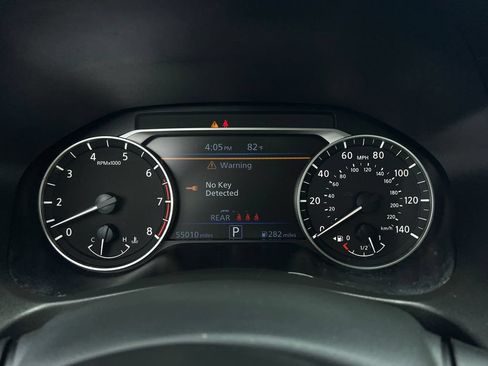 Used 2025 Nissan Altima 2.5 SV FWD image 19