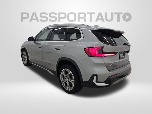 Used 2023 BMW X1 xDrive28i AWD/4WD image 2