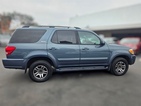 Used 2006 Toyota Sequoia SR5 RWD image 6