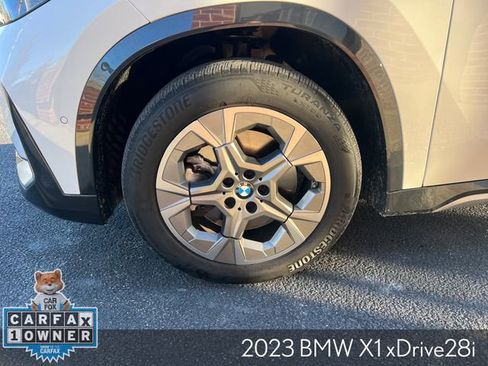 Used 2023 BMW X1 xDrive28i w/ Premium Package image 11