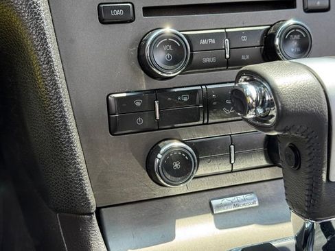 Used 2010 Ford Mustang Premium RWD image 10