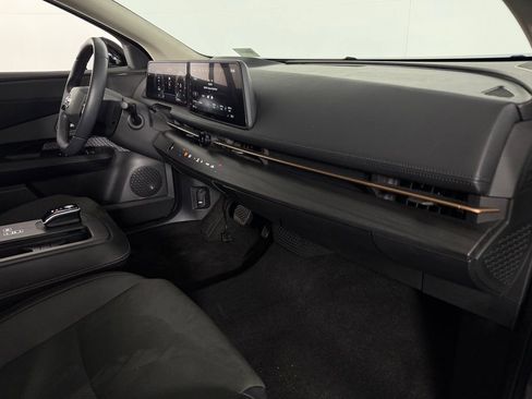 Used 2025 Nissan Ariya ENGAGE image 30