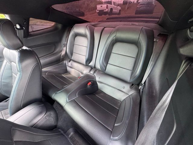 Used 2022 Ford Mustang GT Premium w/ Equipment Group 401A RWD image 11