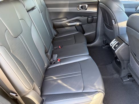 New 2026 Kia Sorento EX FWD image 11