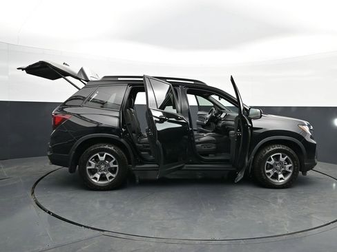 Used 2023 Honda Passport TrailSport image 51