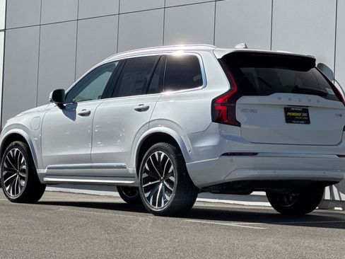 New 2026 Volvo XC90 T8 Ultra AWD/4WD image 3