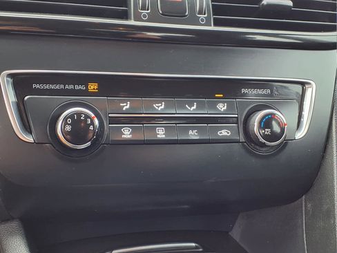 Used 2017 Kia Optima LX image 15