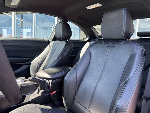Used 2018 BMW M2 RWD image 19