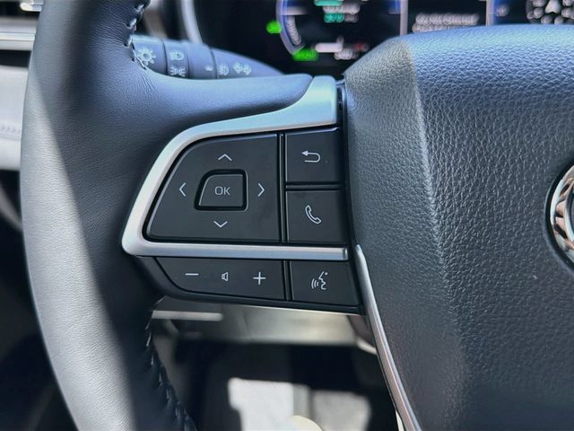 Used 2026 Toyota Highlander Limited AWD/4WD image 39