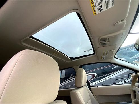 Used 2012 Ford Escape XLT FWD image 20