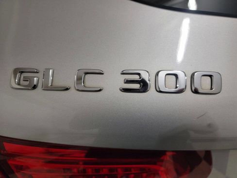 Used 2017 Mercedes-Benz GLC 300 4MATIC image 57