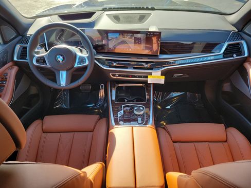 New 2026 BMW X5 xDrive40i w/ Executive Package image 10