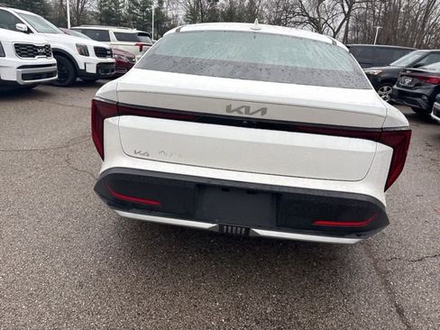 Certified 2025 Kia K4 LXS image 5