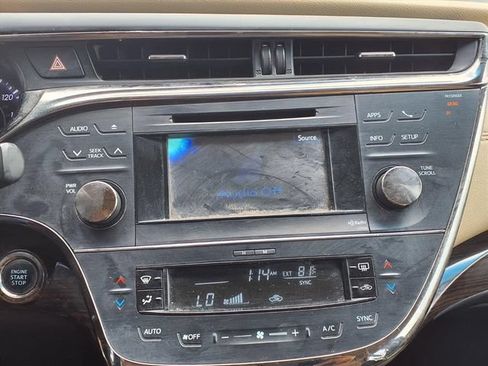Used 2014 Toyota Avalon XLE Premium FWD image 11