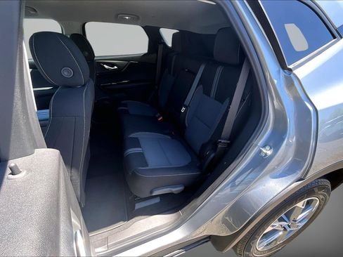 Used 2025 Chevrolet Blazer LT AWD/4WD image 24
