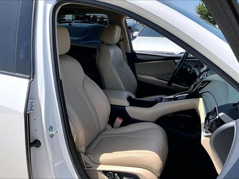 Used 2024 Acura RDX SH-AWD w/ Technology Package image 9