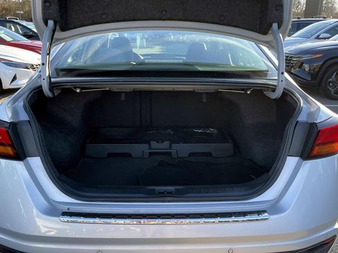 Used 2019 Nissan Altima 2.5 SV image 6