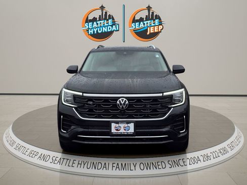 Used 2025 Volkswagen Atlas SEL Premium R-Line AWD/4WD image 8