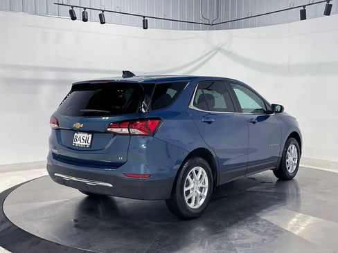 Used 2024 Chevrolet Equinox LT FWD image 11