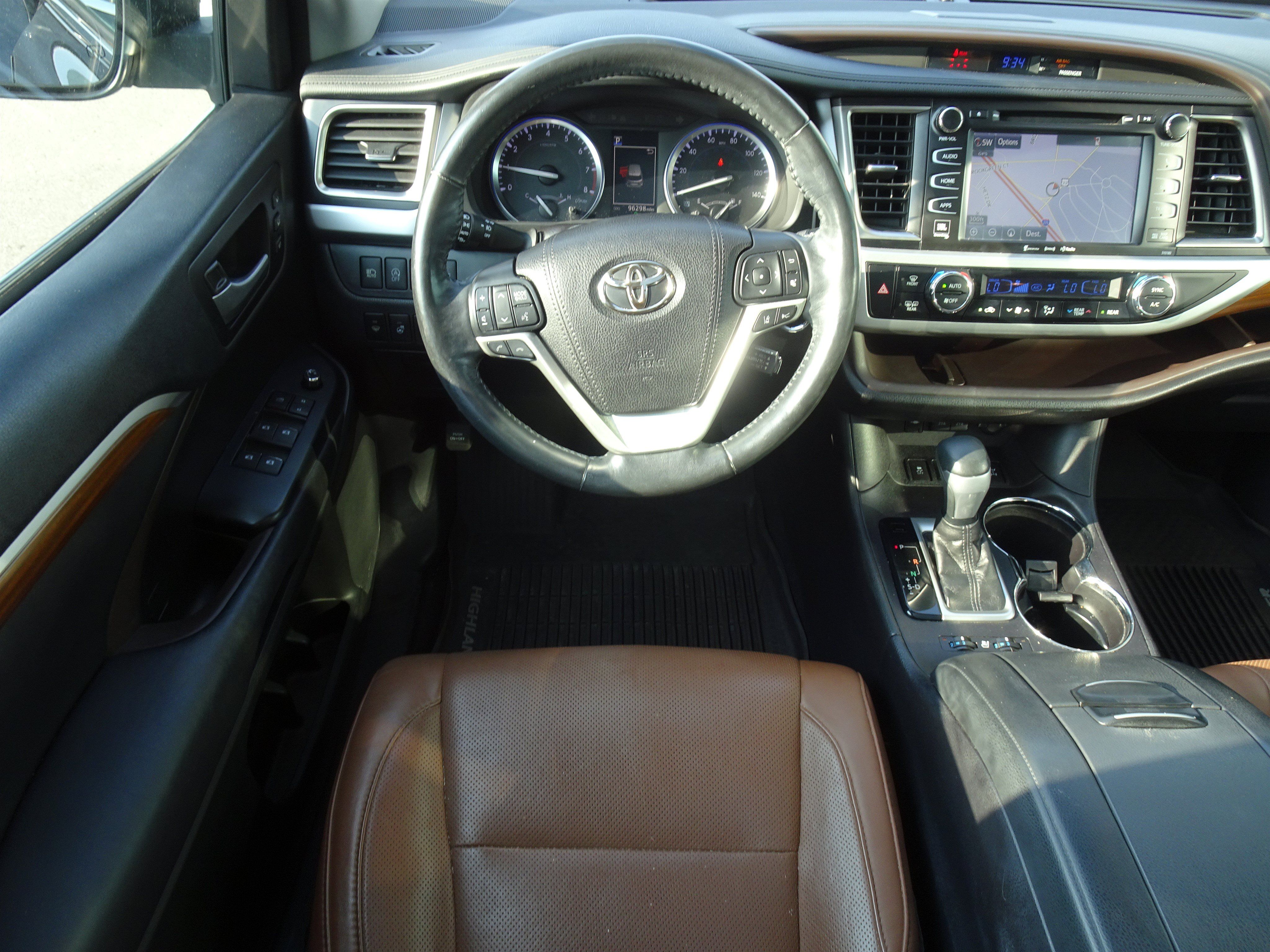 Used 2018 Toyota Highlander Limited Platinum w/ Protection Package #3 AWD/4WD image 15