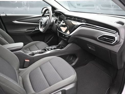 Used 2023 Chevrolet Bolt EUV LT w/ Driver Confidence Package FWD image 16