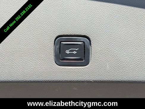 Used 2022 Cadillac XT6 Premium Luxury image 15