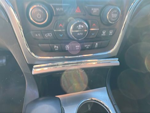 Used 2018 Jeep Grand Cherokee Altitude image 35