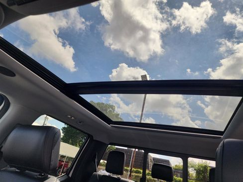 New 2025 Ford F350 Lariat w/ Lariat Ultimate Package image 19