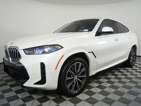 Used 2025 BMW X6 xDrive40i image 7