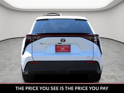 Used 2023 Toyota bZ4X AWD image 5