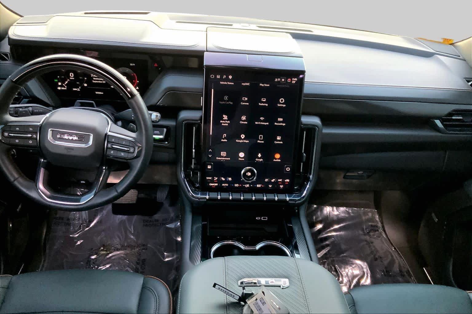 Used 2026 GMC Yukon AT4 w/ AT4 Premium Plus Package AWD/4WD image 15