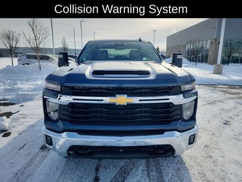 Used 2025 Chevrolet Silverado 2500 LT w/ Convenience Package image 2