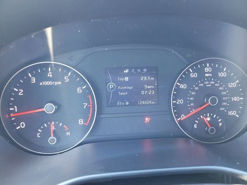 Used 2018 Kia Sportage LX FWD image 23