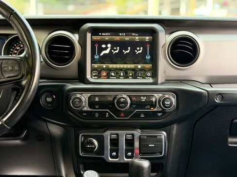 Used 2021 Jeep Wrangler Sport image 47