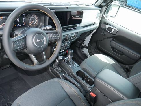 Used 2024 Jeep Wrangler Sport S image 15