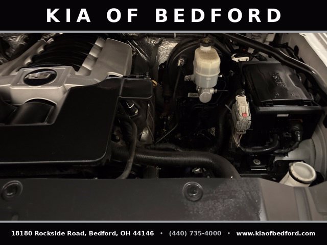 Used 2016 Cadillac Escalade Luxury AWD/4WD image 30