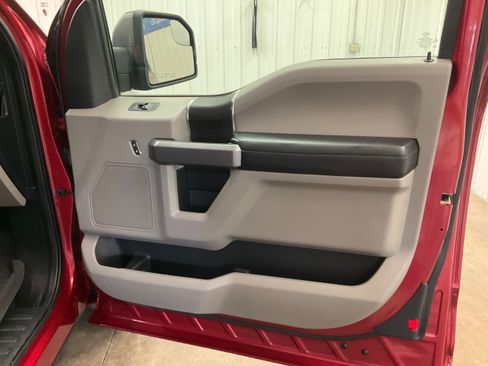 Used 2019 Ford F150 XLT AWD/4WD image 21