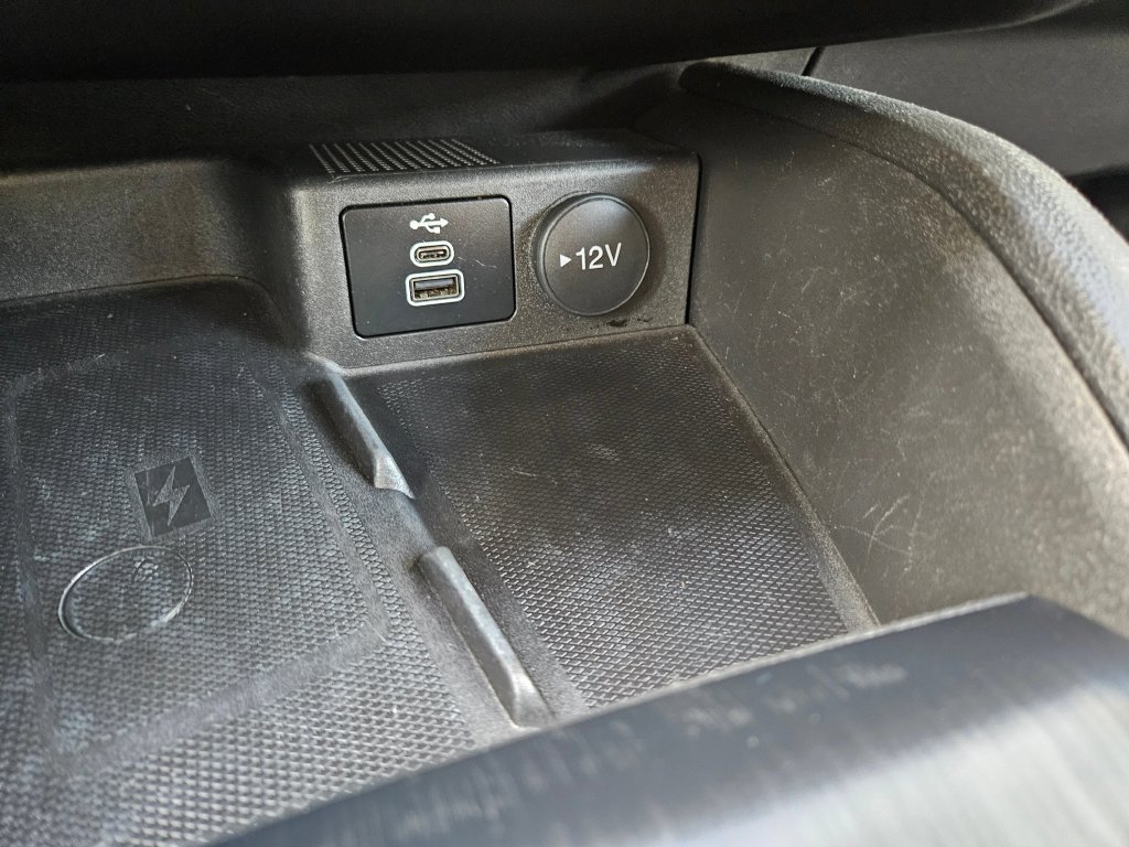 Used 2024 Ford Escape Platinum AWD/4WD image 30