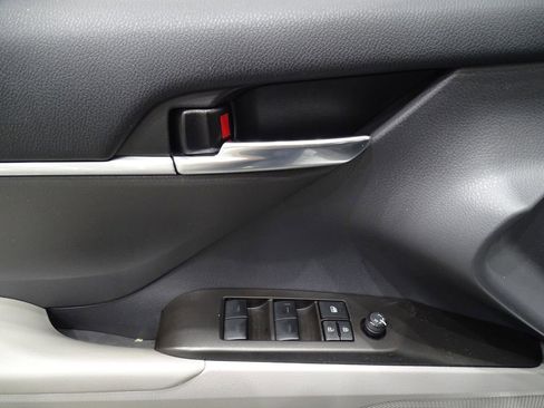 Used 2023 Toyota Camry LE image 16