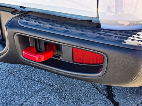 Used 2022 Jeep Gladiator Rubicon w/ LED Lighting Group image 9