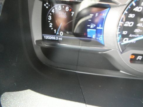 Used 2019 Ford Taurus Limited image 13