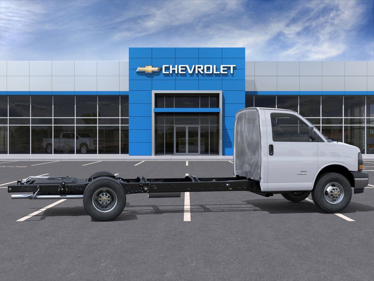 New 2025 Chevrolet Express 4500 w/ Power Convenience Package RWD image 23