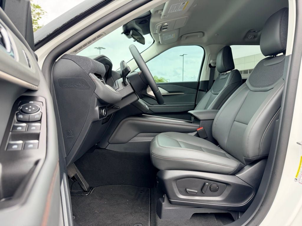 New 2026 Ford Explorer Active w/ Active Comfort Package RWD image 18