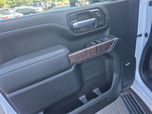 Used 2021 GMC Sierra 2500 Denali w/ Denali Ultimate Package image 21