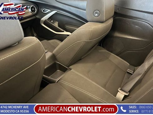Used 2019 Chevrolet Camaro LT RWD image 16