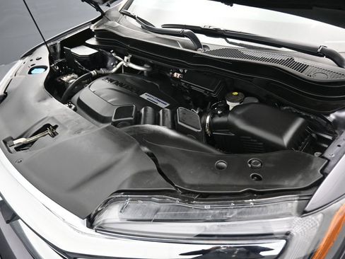 Used 2019 Honda Pilot Elite image 68