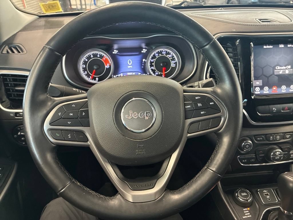 Used 2019 Jeep Cherokee Limited AWD/4WD image 12